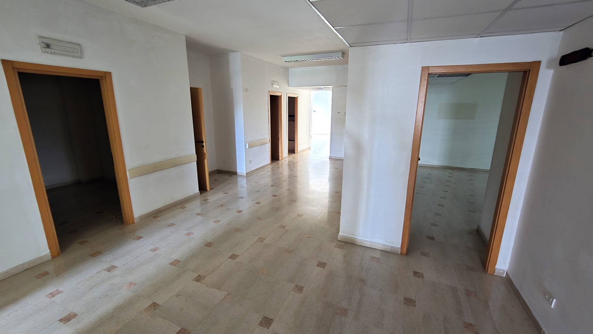 Studio/Ufficio in affitto a Bari, Poggiofranco