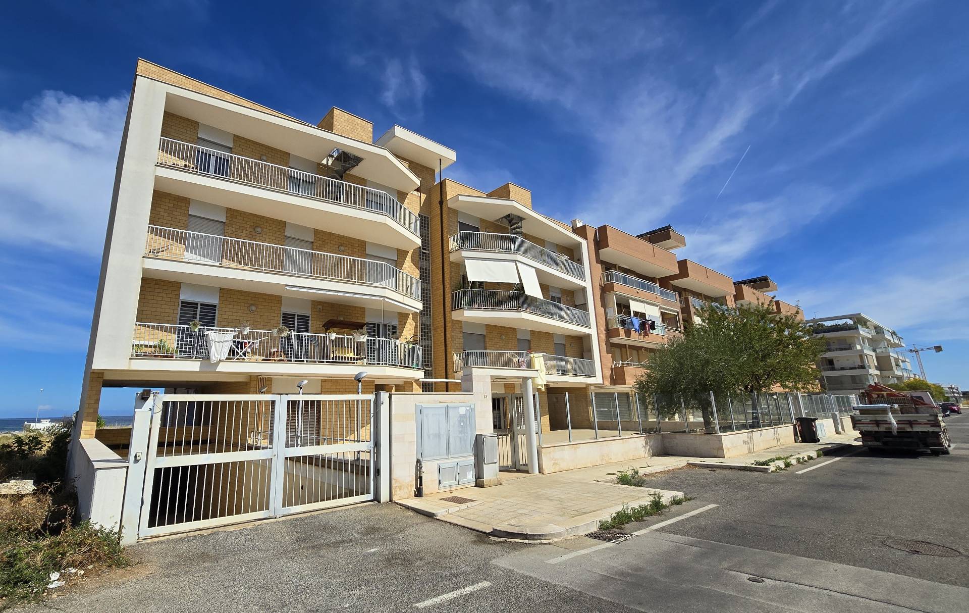 Locale commerciale in affitto a Bari