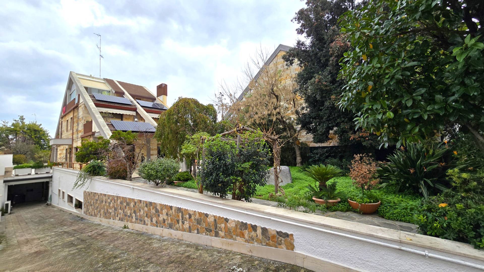 Villa in vendita a Bari, Poggiofranco