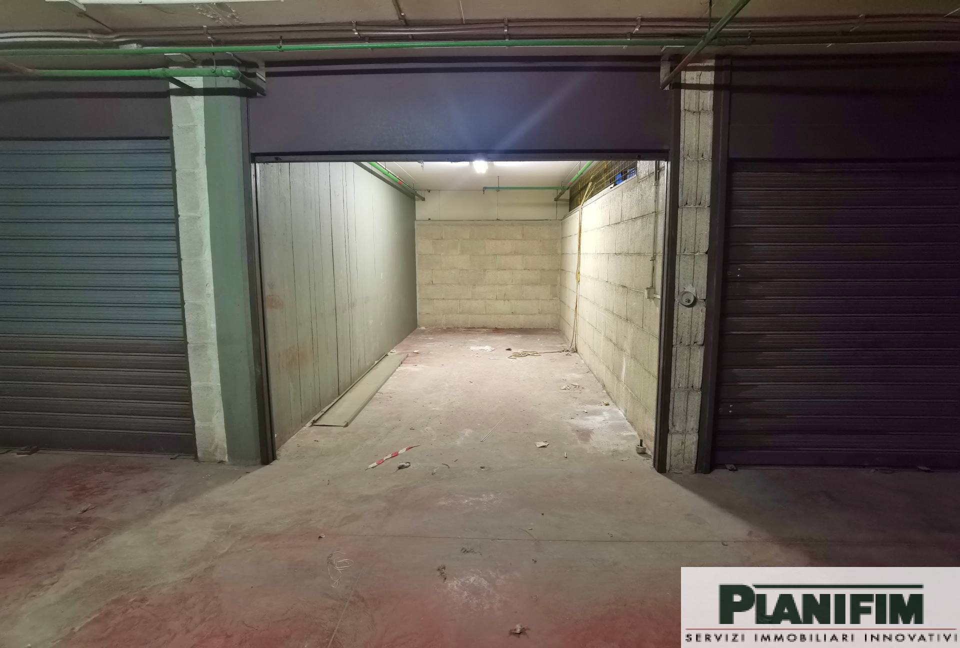 Box o garage in vendita a Bari, S. Pasquale