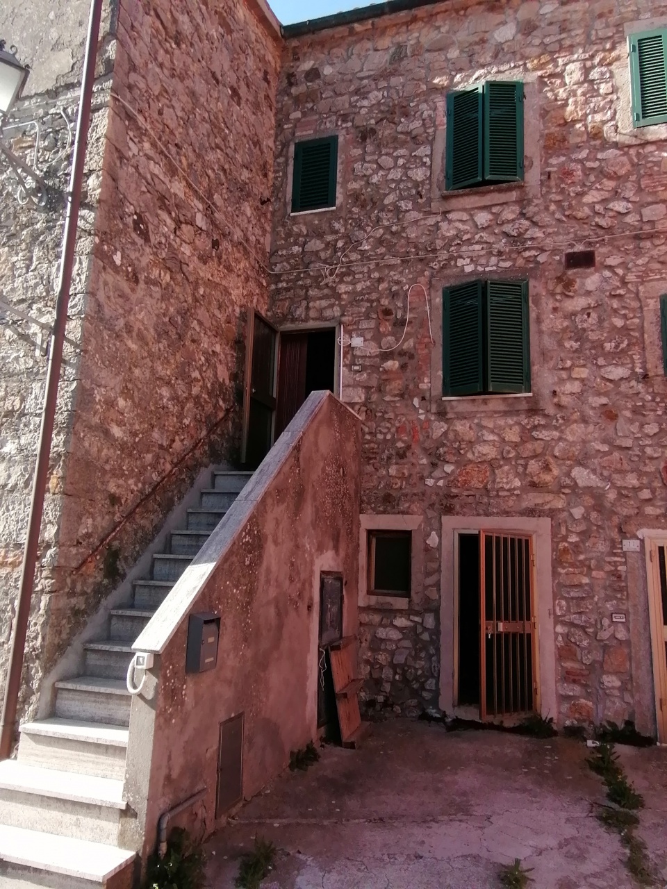 Casa indipendente con giardino a Castell'Azzara