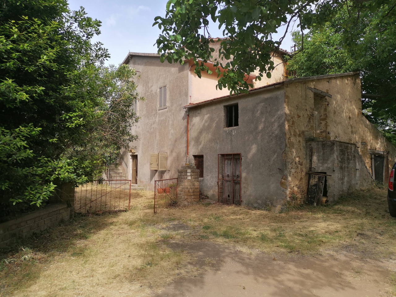 Rustico con giardino a Sorano