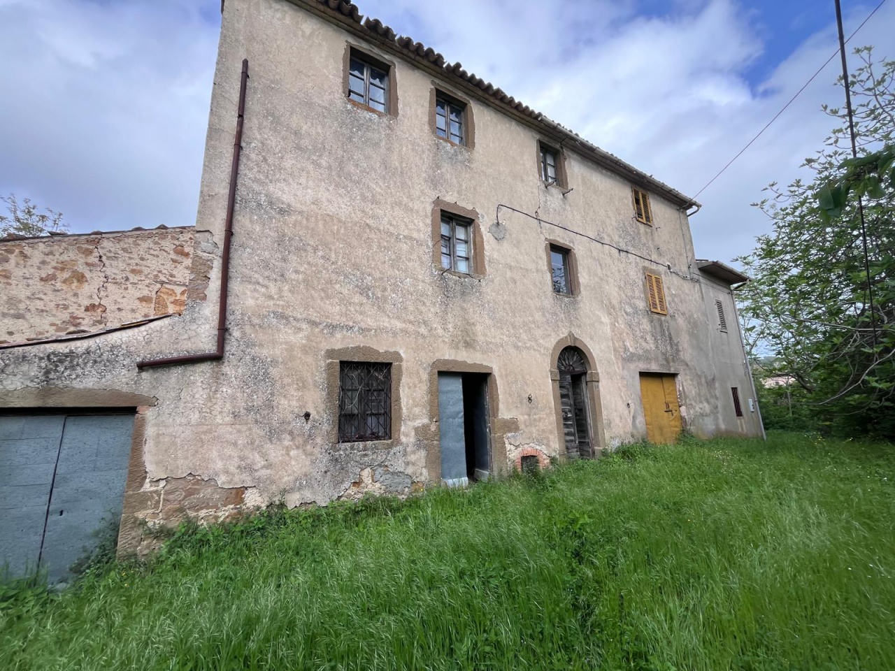 Rustico con giardino a Sorano