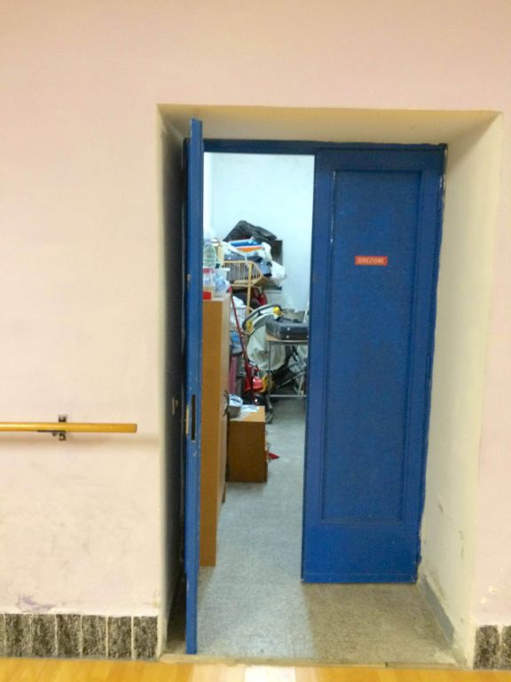 Locale commerciale in vendita a Pitigliano