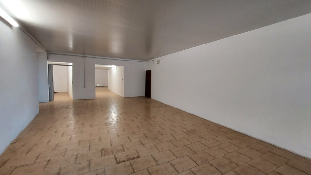 Negozio in affitto a Pitigliano