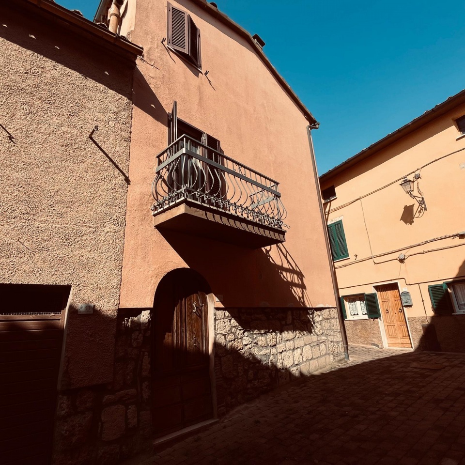 Appartamento con terrazzo a Sorano