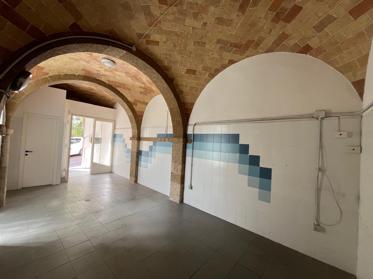 Locale commerciale in affitto a Sorano