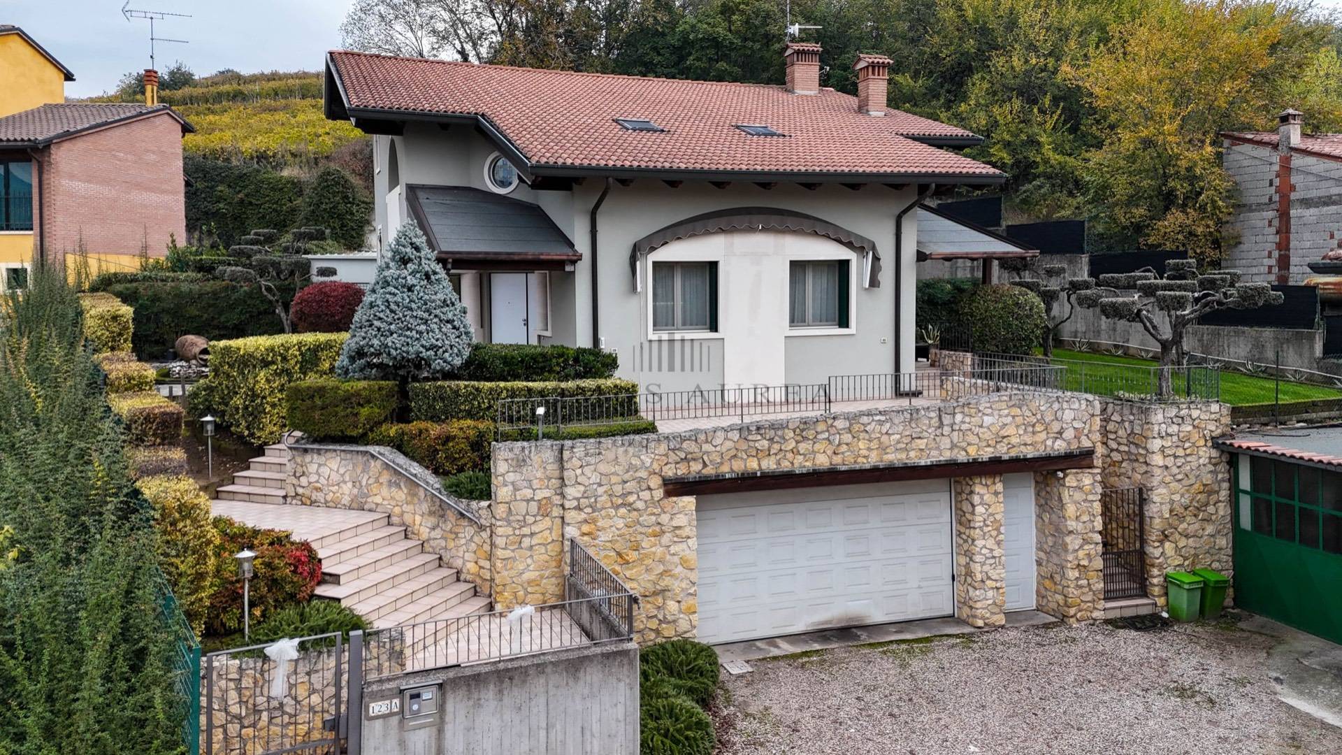 Casa indipendente in vendita a Monteforte d'Alpone