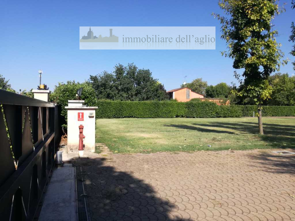 Capannone ristrutturata a Carpenedolo