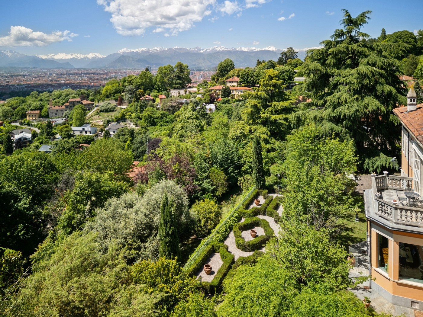 Bilocale in vendita a Luino