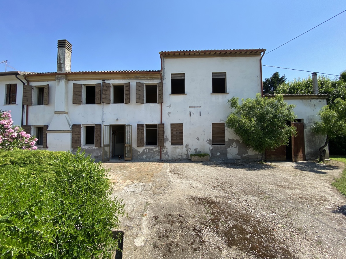 Villa con giardino a Ospedaletto Euganeo