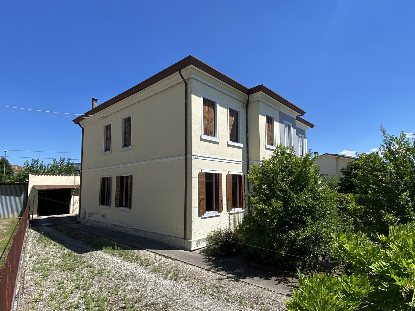 Villa Bifamiliare con giardino a Ospedaletto Euganeo