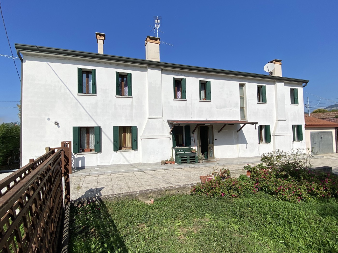 Casa indipendente con giardino a Este