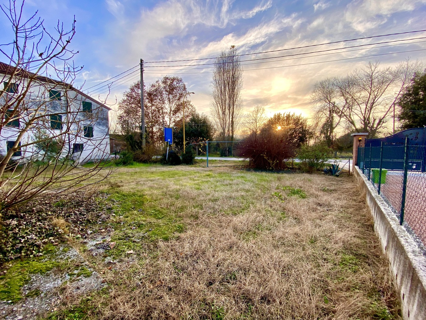 Rustico da ristrutturare a Villa Estense