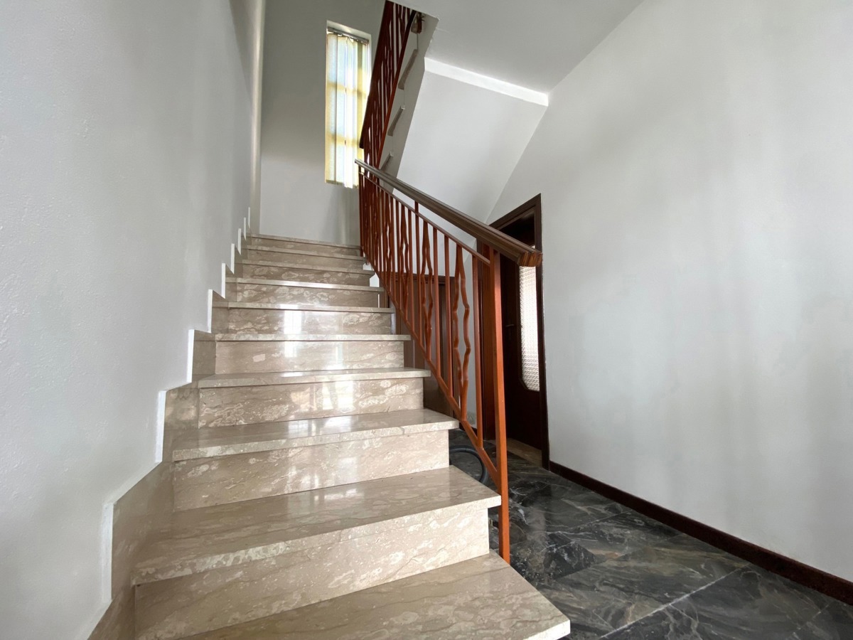 Casa indipendente con box a Lozzo Atestino