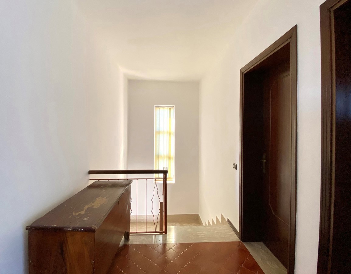 Casa indipendente con box a Lozzo Atestino