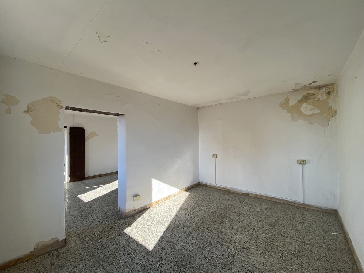 Villa da ristrutturare a Ospedaletto Euganeo