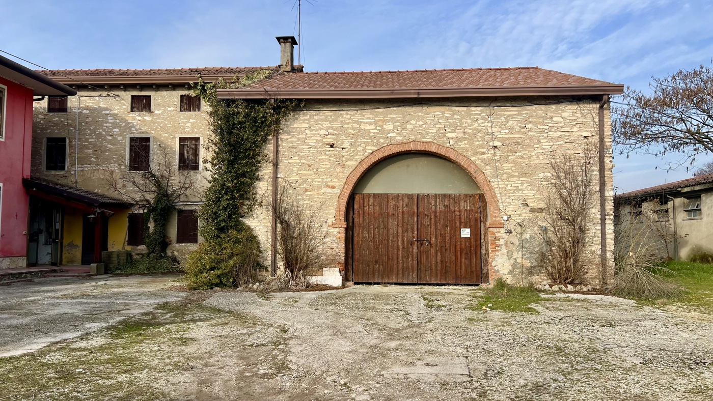 Casa indipendente con giardino a Rovolon