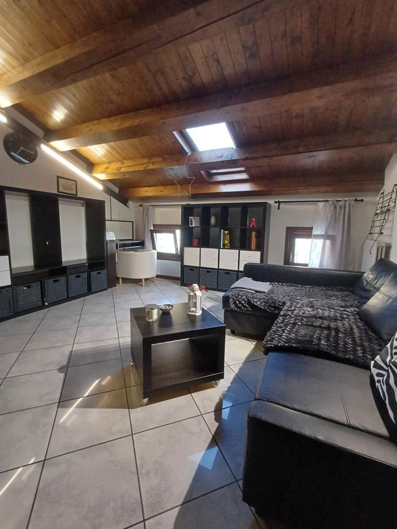 Bilocale arredato in affitto a Este