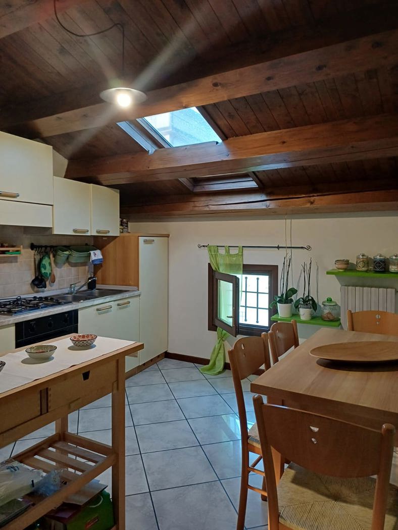 Bilocale arredato in affitto a Este