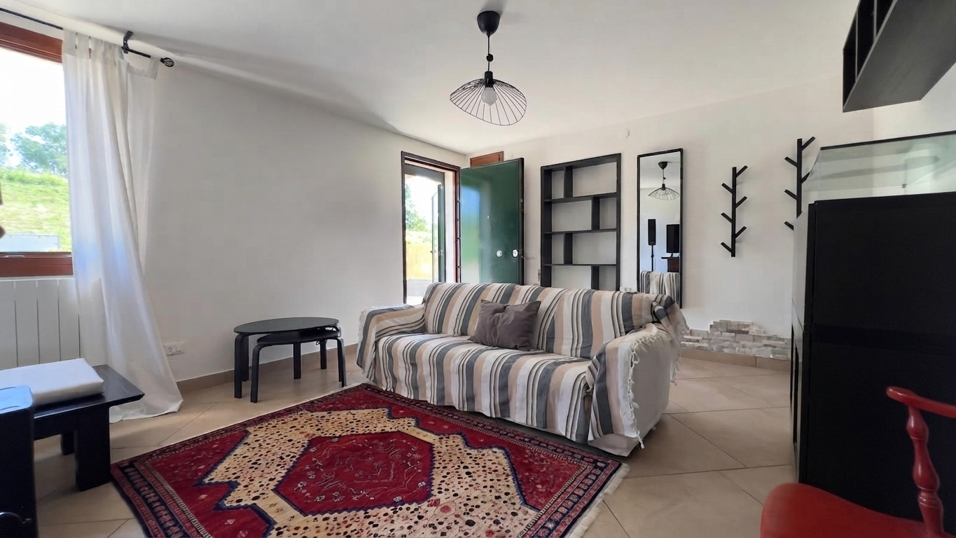 Casa indipendente con giardino a Sant'Urbano