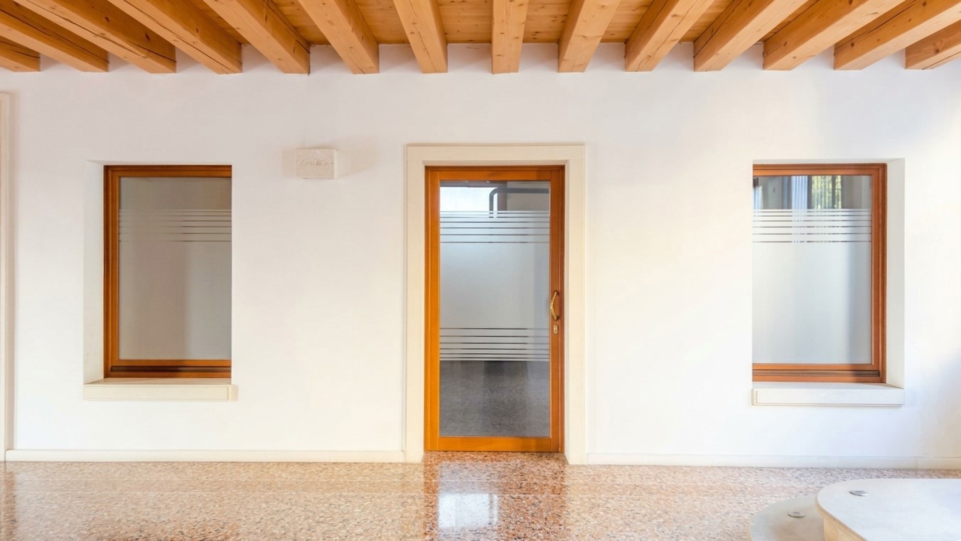 Ufficio in affitto a Este
