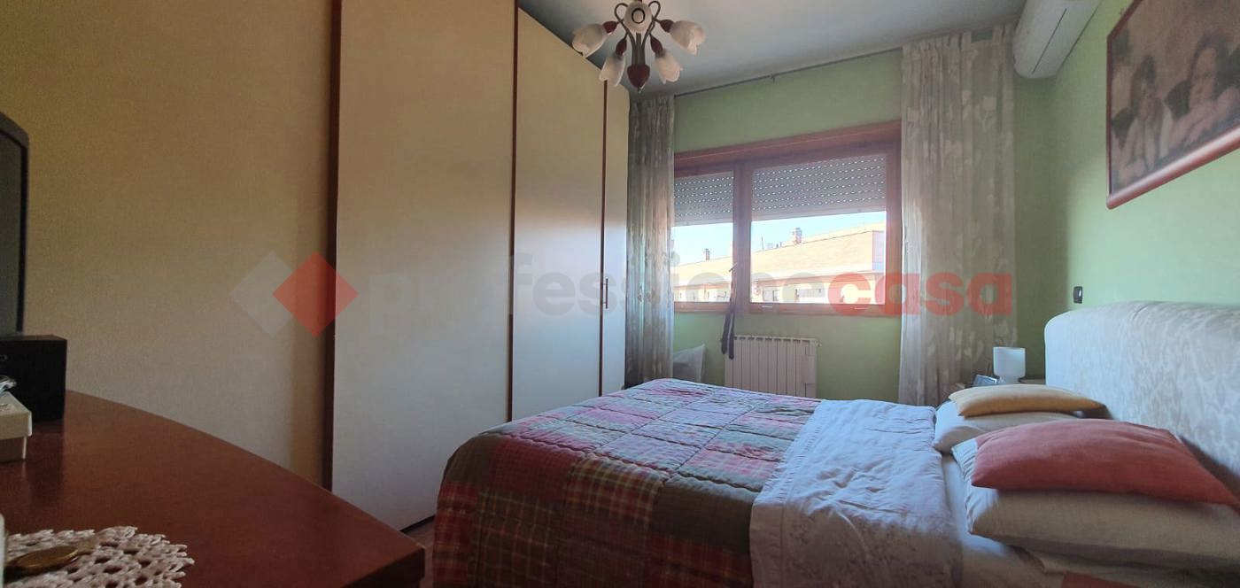 Bilocale arredato in affitto a Roma