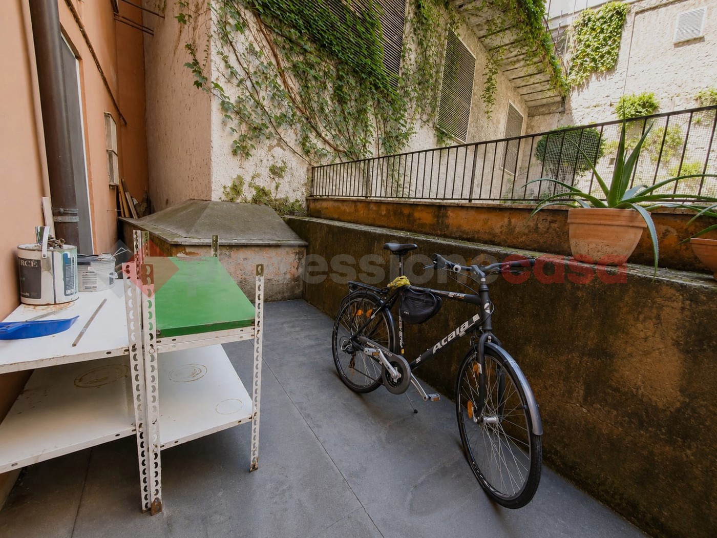 Trilocale con giardino a Roma
