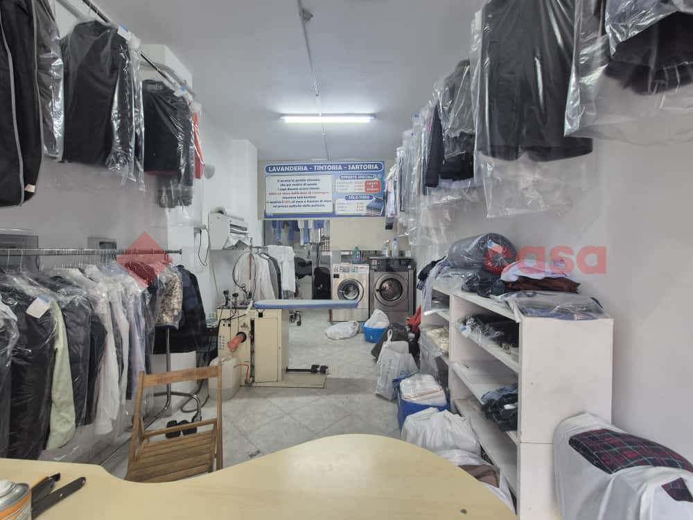 Negozio in vendita a Roma