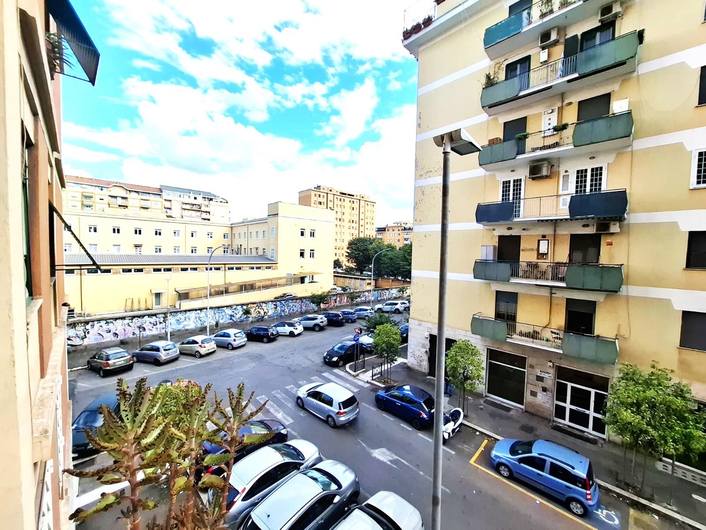 Quadrilocale arredato in affitto a Roma