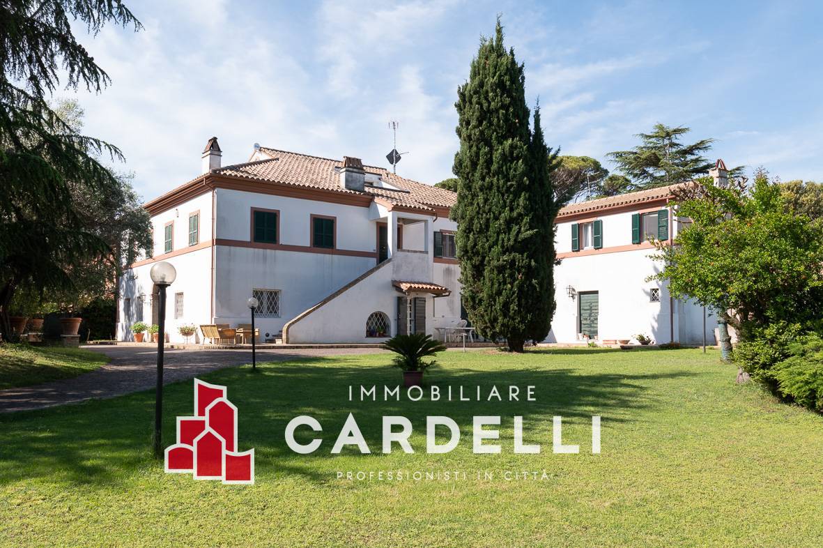 Villa in vendita a Civitanova Marche, Villa Eugenia
