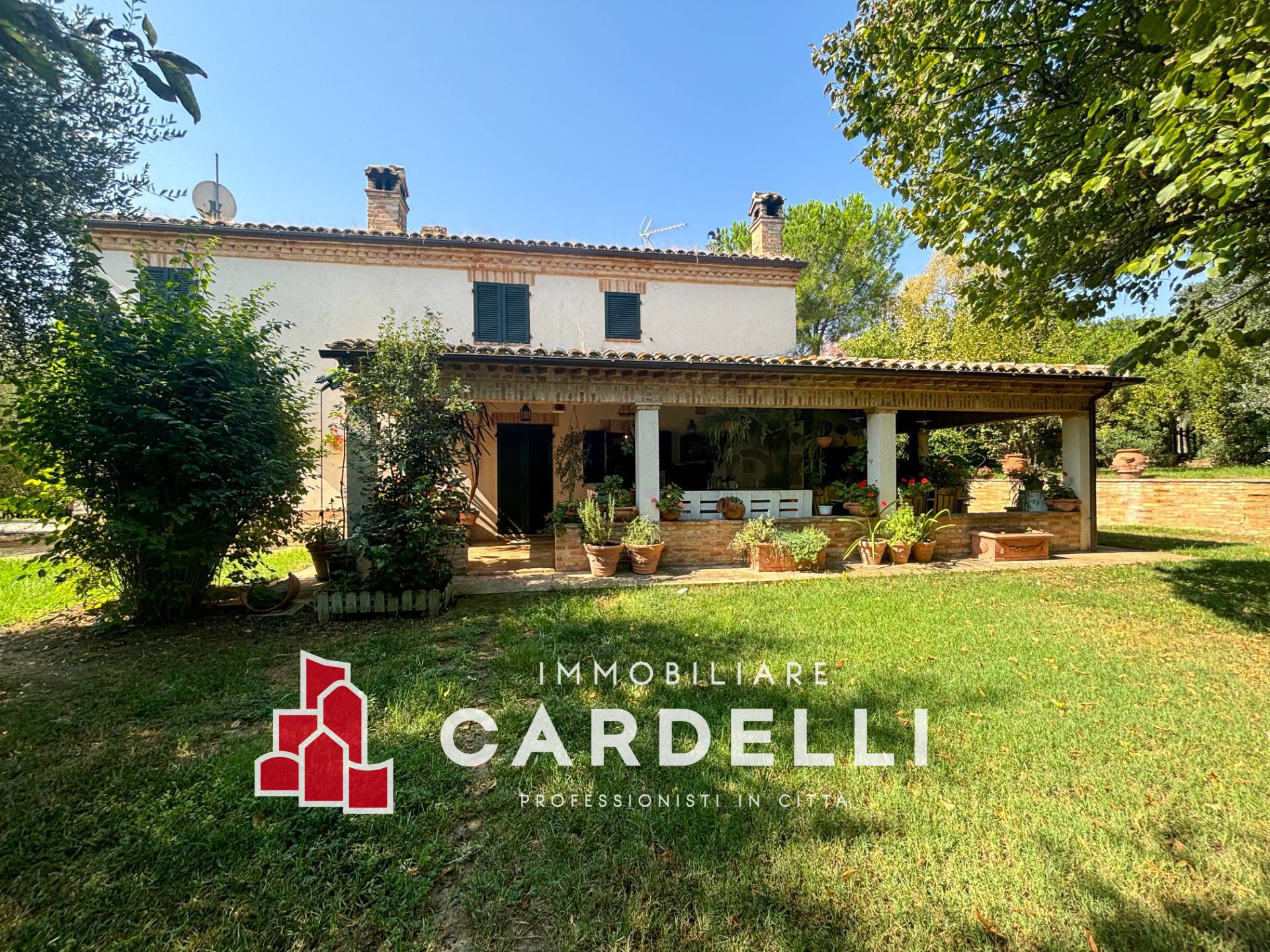 Villa in vendita a Montelupone, CAMPAGNA