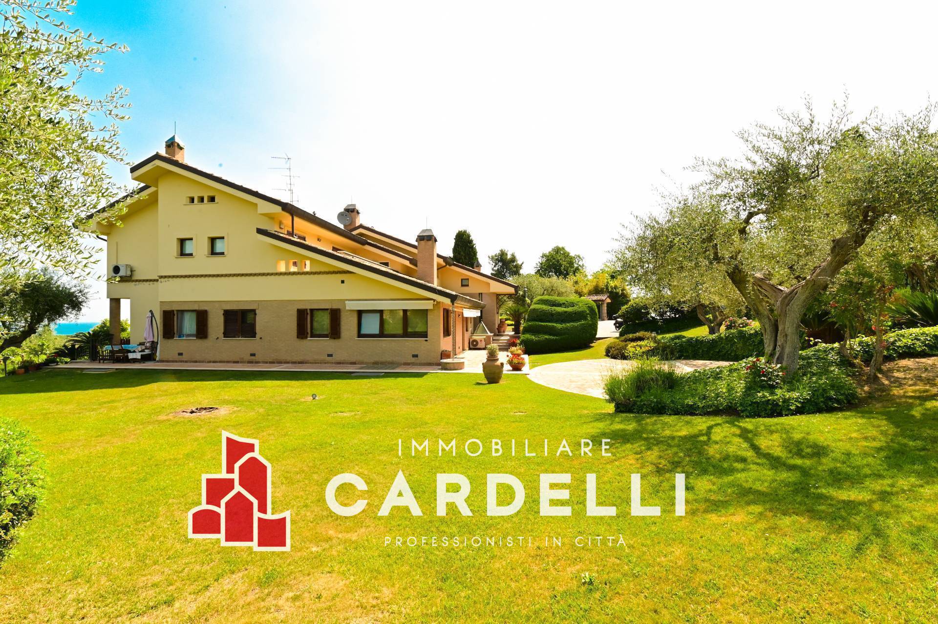 Villa in vendita a Civitanova Marche