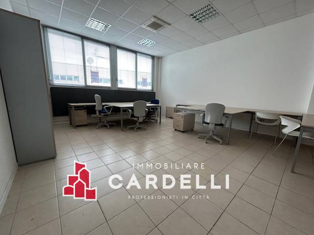 Ufficio in vendita a Civitanova Marche