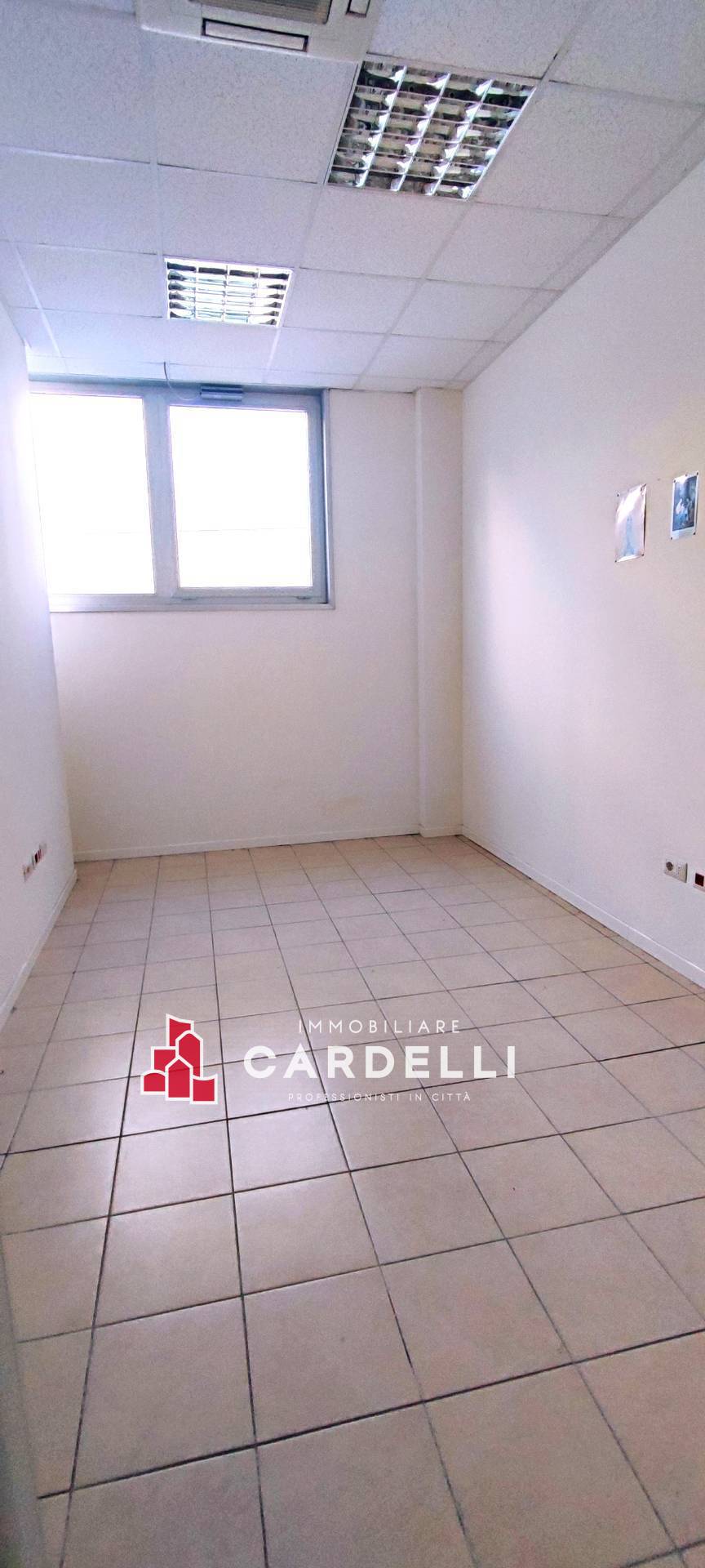 Ufficio in vendita a Civitanova Marche