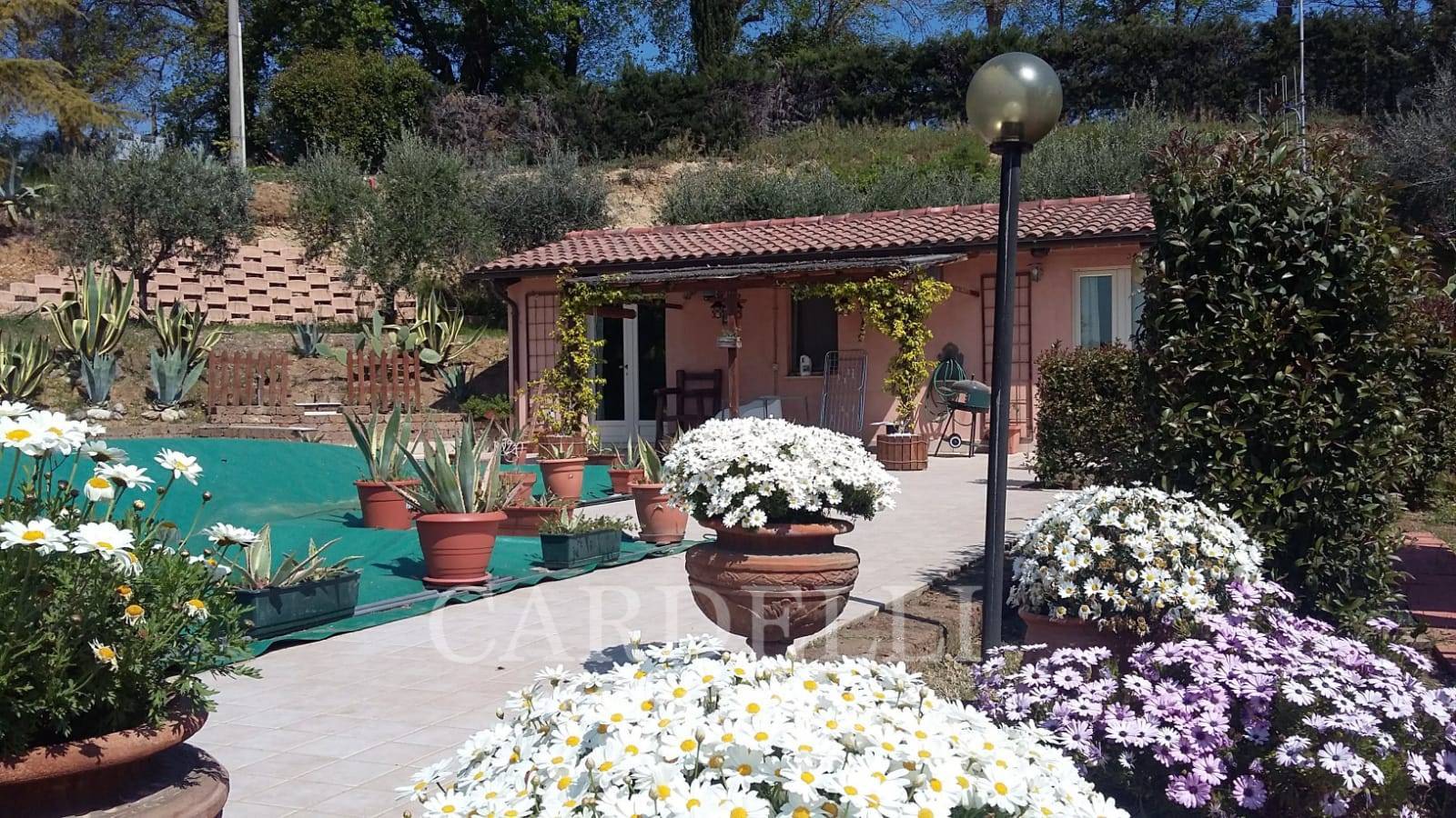 Casa singola in vendita a Civitanova Marche