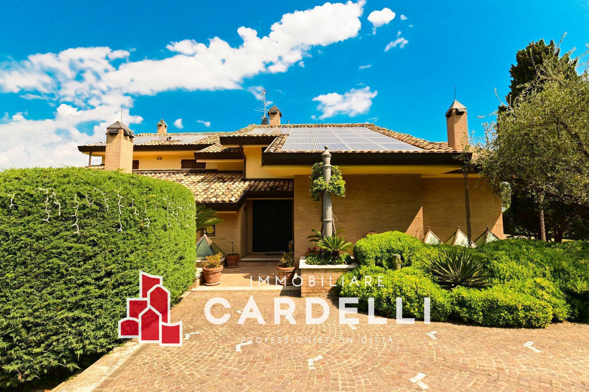 Villa in vendita a Civitanova Marche