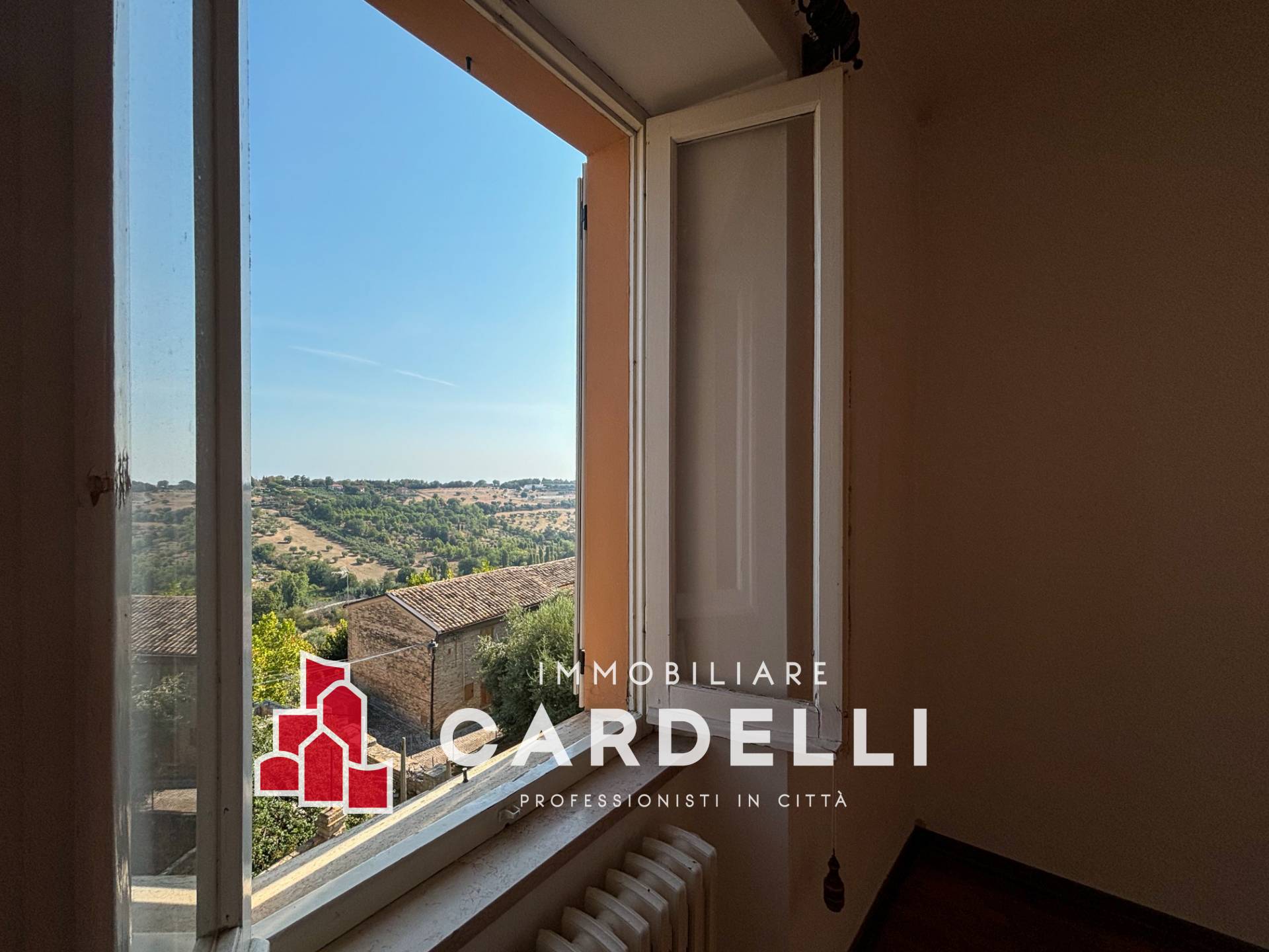 Casa cielo-terra in vendita a Civitanova Marche, Civitanova Marche Alta