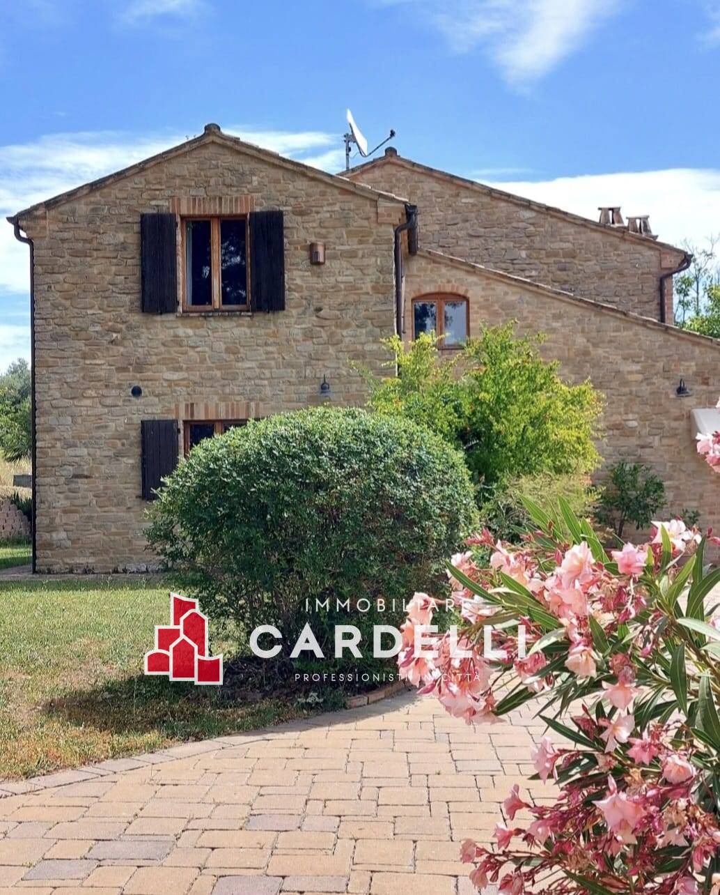 Casa singola in vendita a Monte Rinaldo