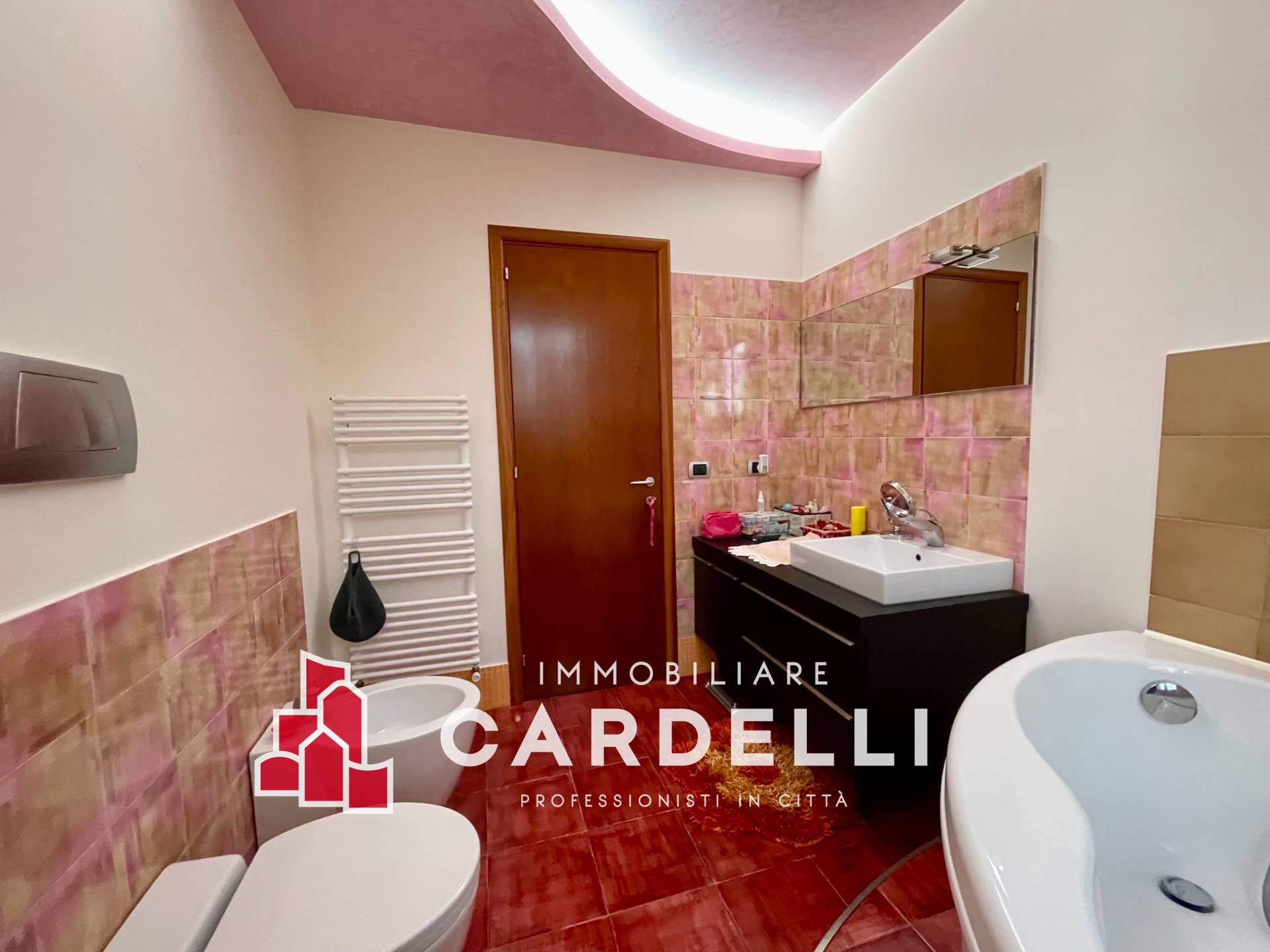 Villa in vendita a Macerata, CAMPAGNA