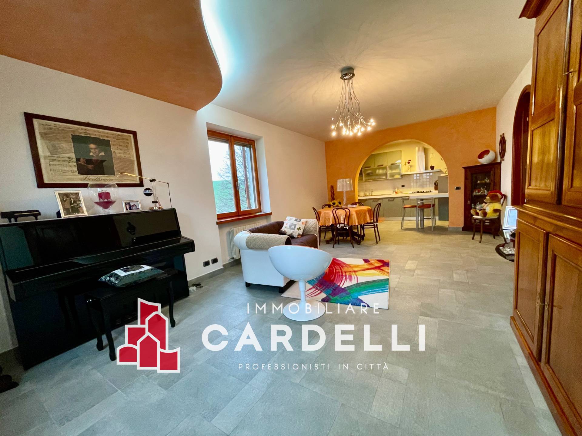 Villa in vendita a Macerata, CAMPAGNA