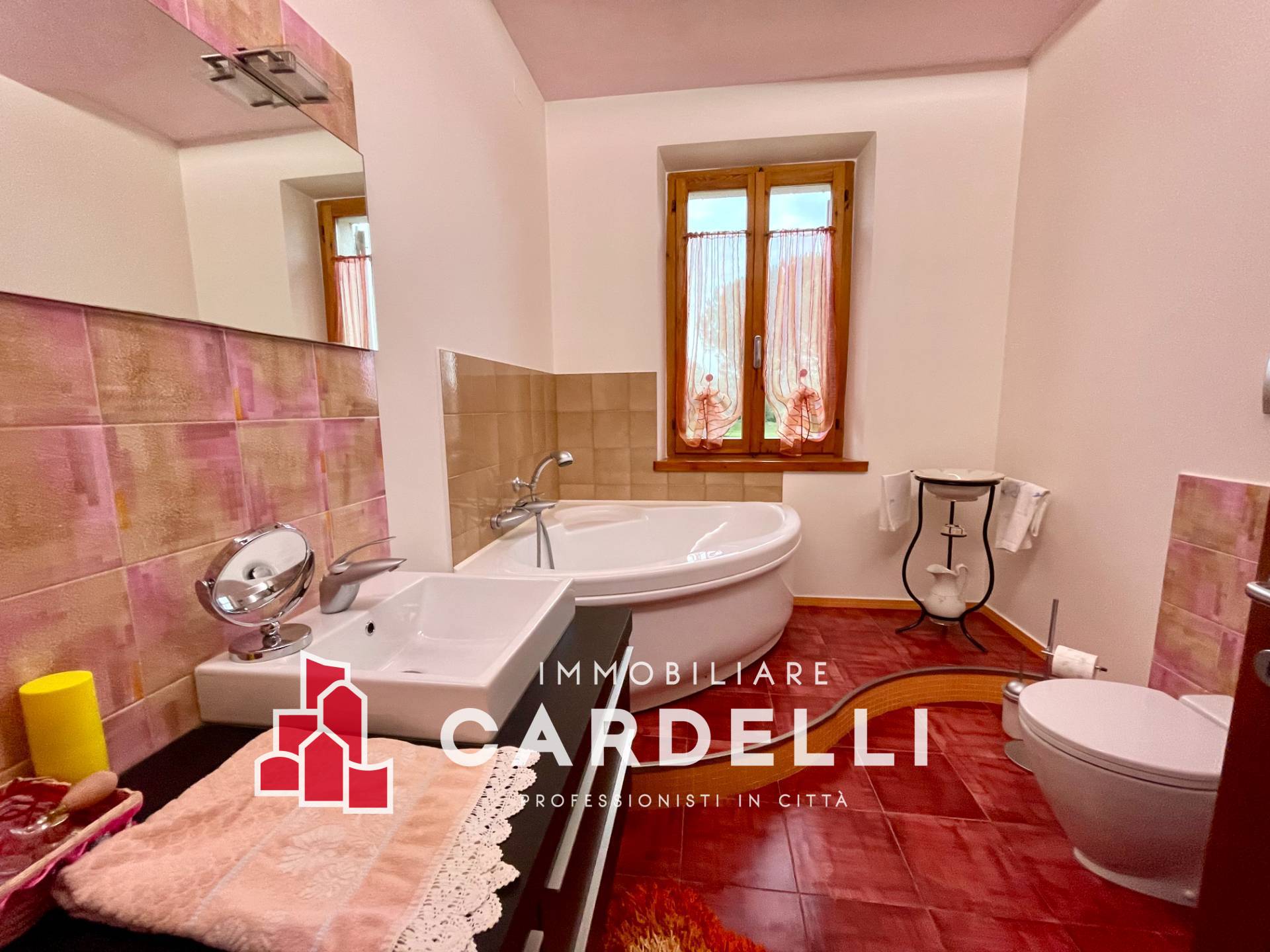 Villa in vendita a Macerata, CAMPAGNA