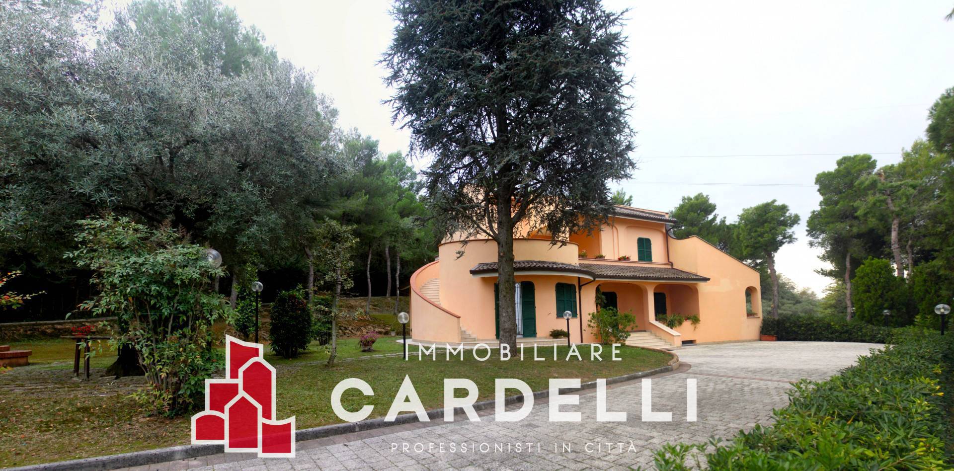 Villetta bifamiliare in vendita a Civitanova Marche, Contrada Asola