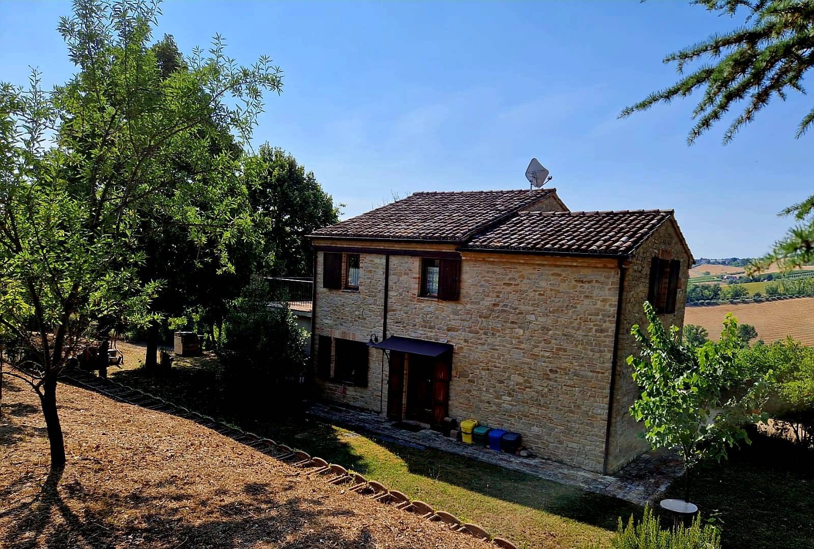 Casa singola in vendita a Monte Rinaldo