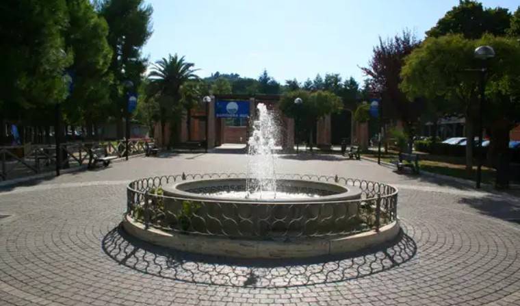 Appartamento in vendita a Potenza Picena, CENTRO