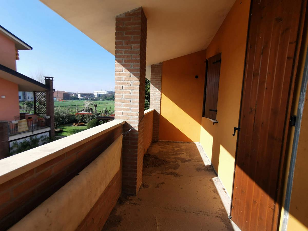 Villa in vendita a Bergantino