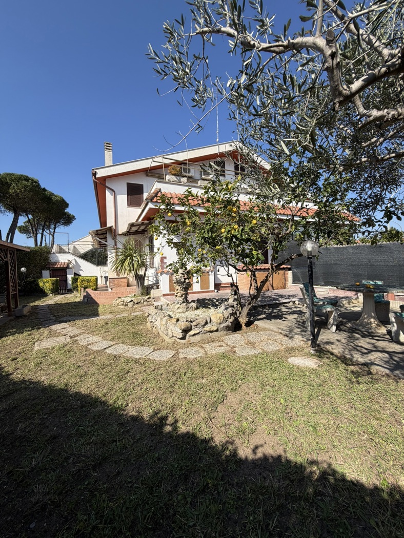 Trilocale in vendita a Cerveteri