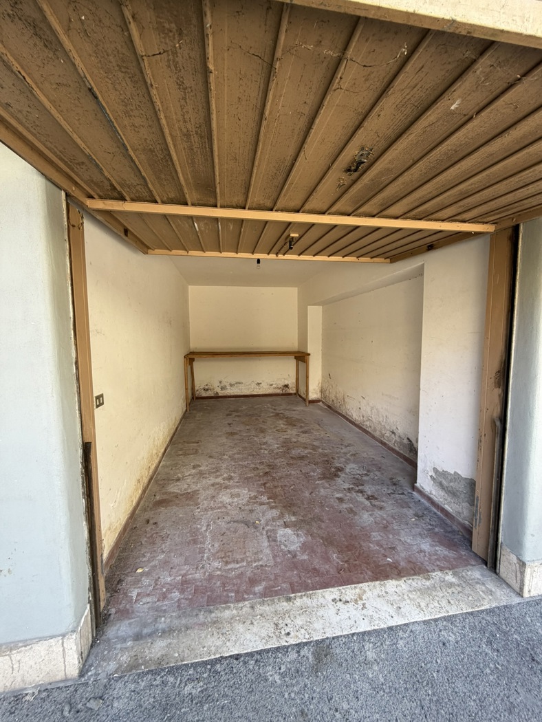 Box/Garage 13mq in vendita a Cerveteri