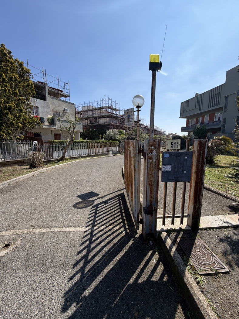 Box/Garage 13mq in vendita a Cerveteri