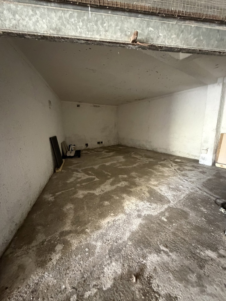 Box/Garage 37mq in vendita a Cerveteri